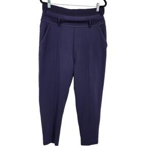Lululemon Women's Exquisite Crop Trouser Front Pocket Purple Color Size 8